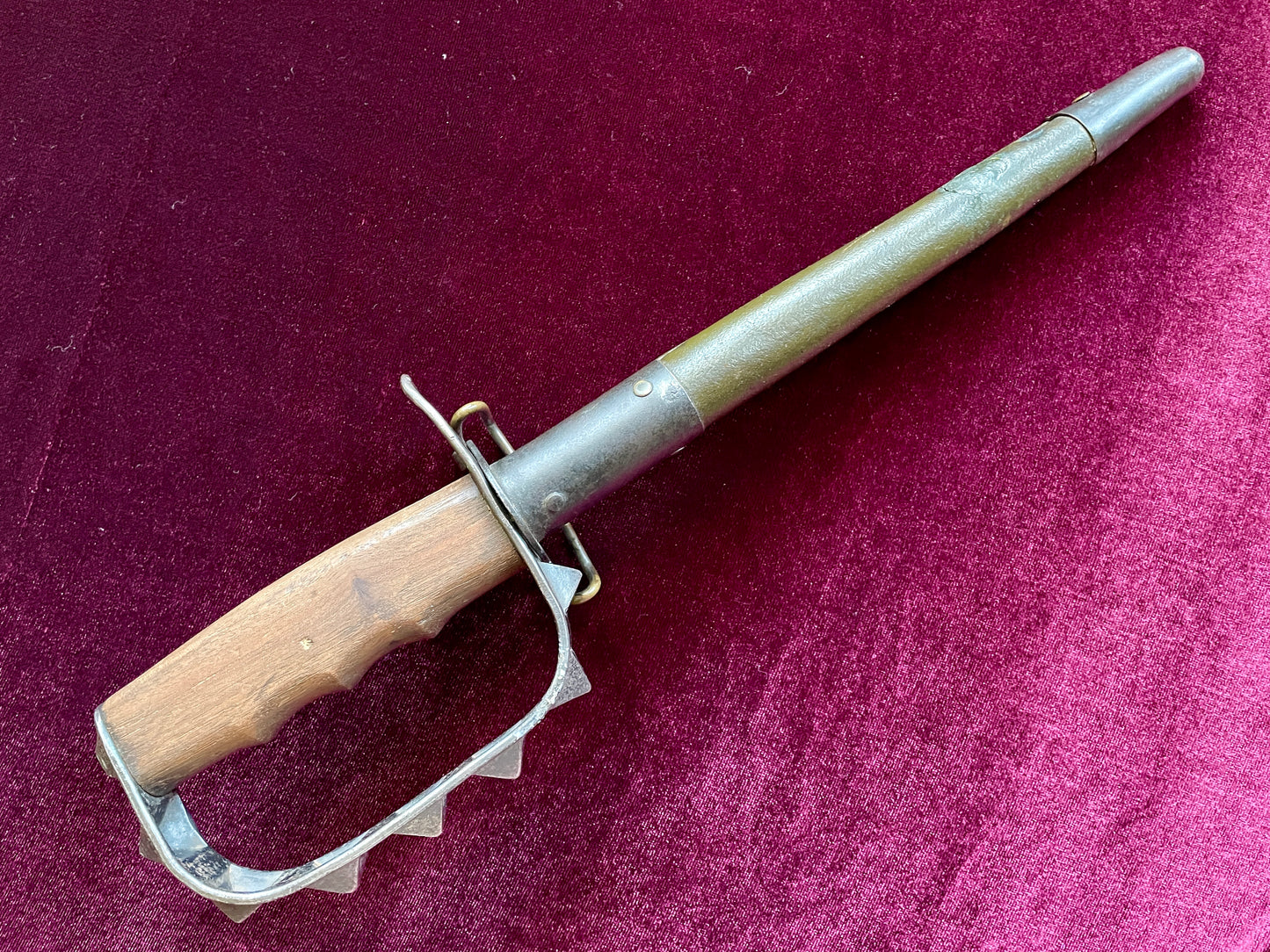 U.S. 1917 L. F. & C. type 2 trench knife with scabbard.