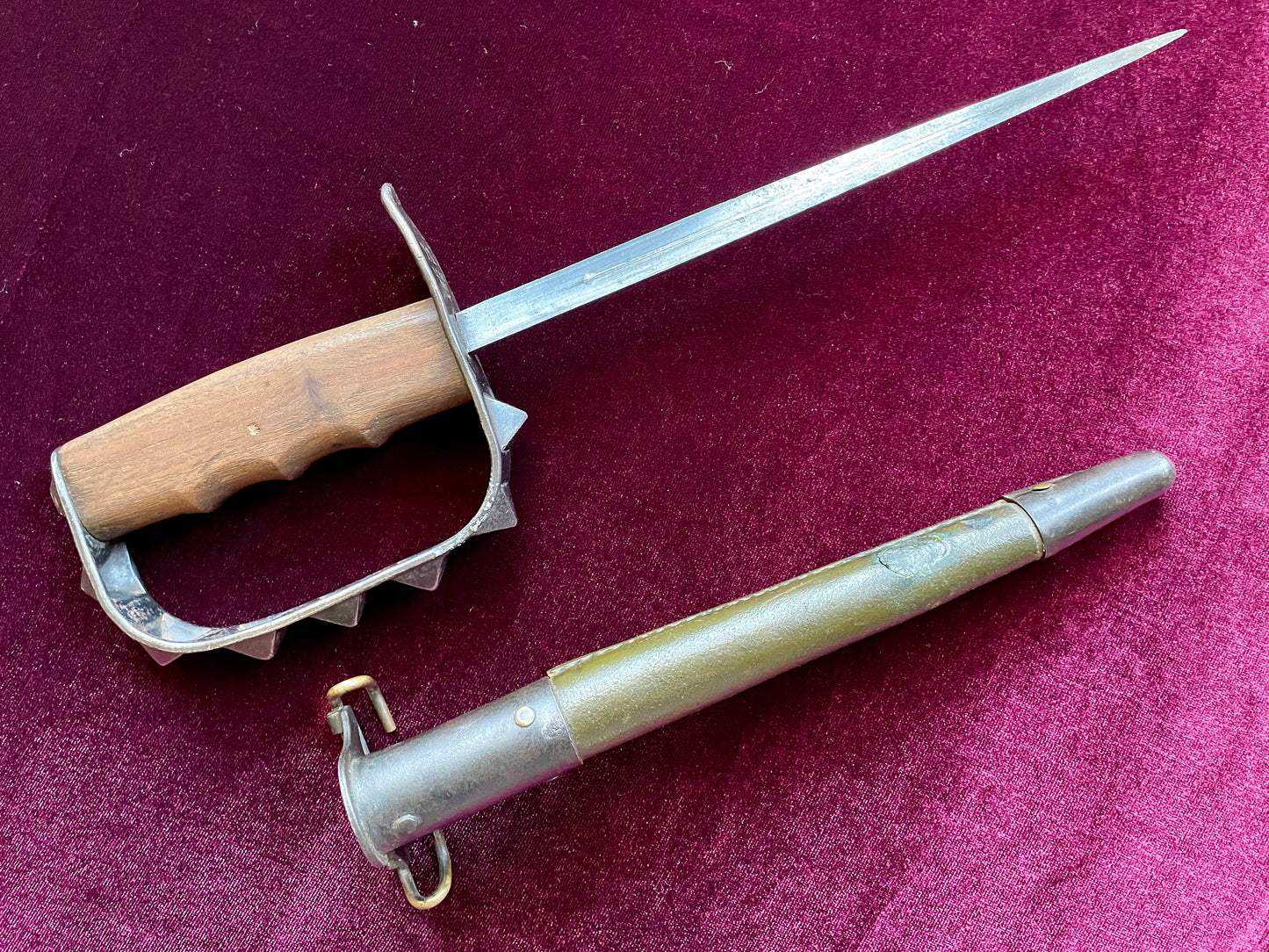 U.S. 1917 L. F. & C. type 2 trench knife with scabbard.
