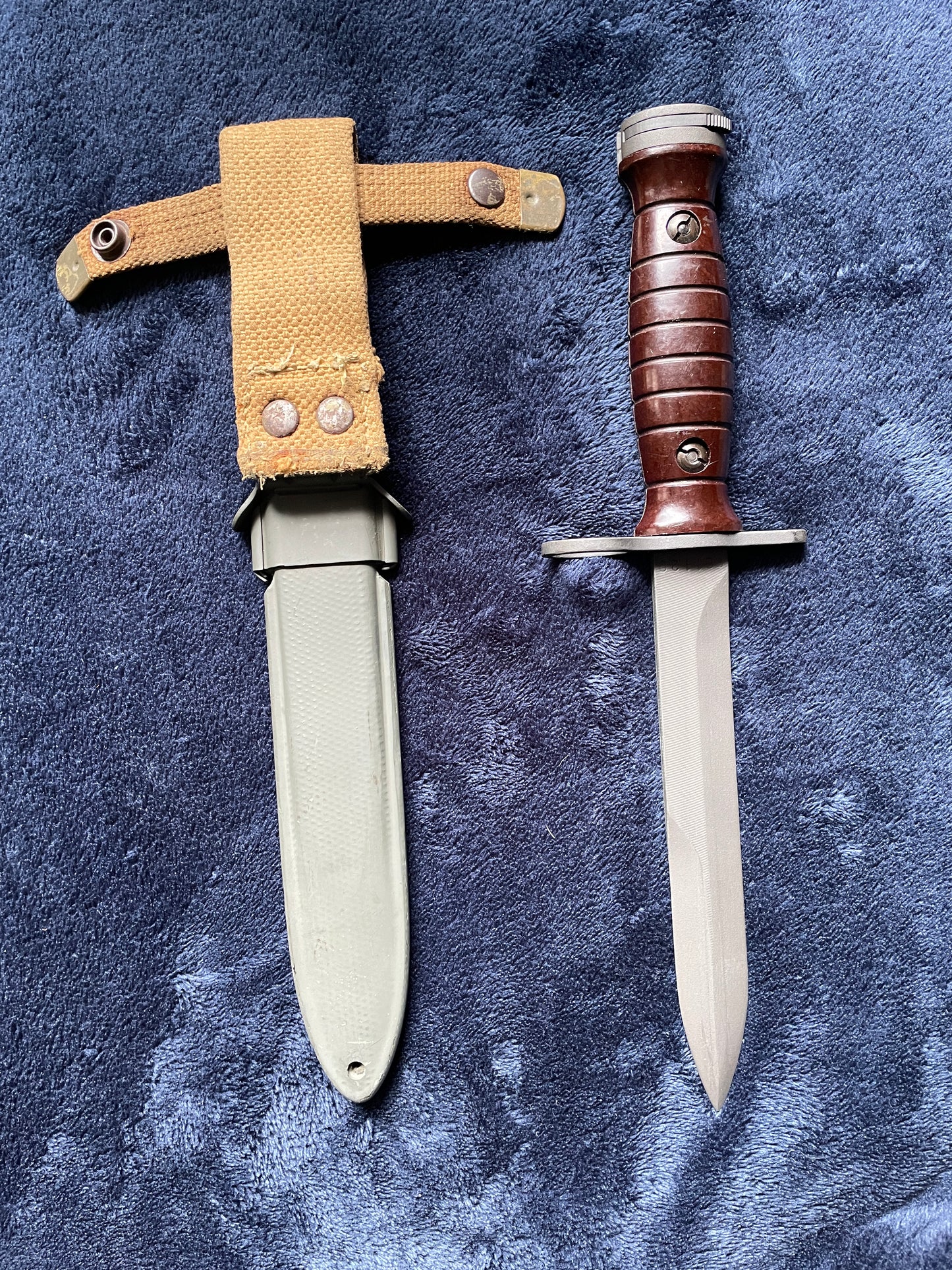 Beretta BM59 bayonet and scabbard.